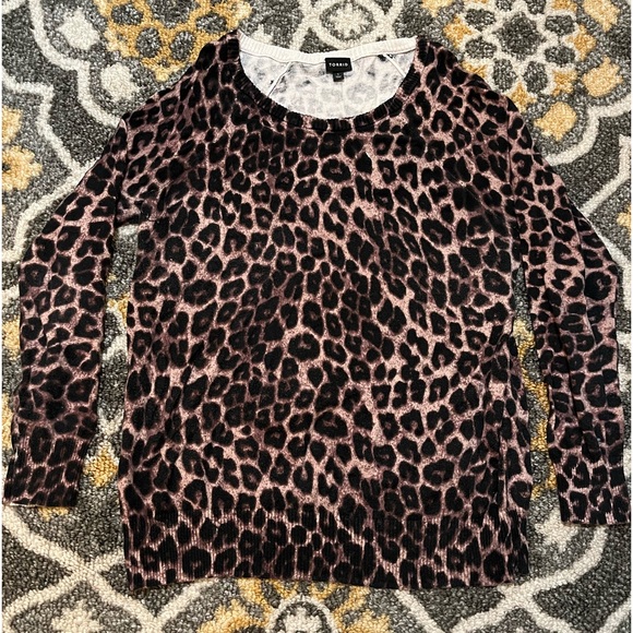 Leopard V Neck Torrid Sweater - Picture 1 of 5